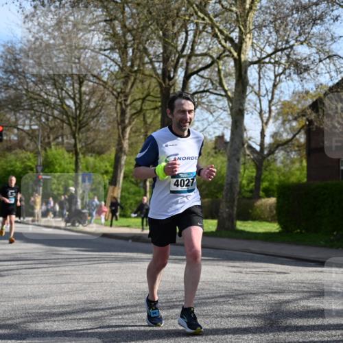 12.04.2026 - 45. Internationalen Wilhelmsburger Insellauf J. Mangold http://msf.ph/oto/9456260 12.04.2026 10:29:27 Ziel 3778, 4975, 4027, 5804, 3355, 4142, 2627, 3542, 4511, 5459, 4670, 4904 meine-sportfotos.de
