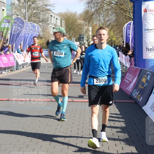 12.04.2026 - 45. Internationalen Wilhelmsburger Insellauf Strokosch-Dieckow http://msf.ph/oto/9456312 12.04.2026 10:45:48 Ziel 4958, 3500, 4928, 4333, 2301, 2995 meine-sportfotos.de