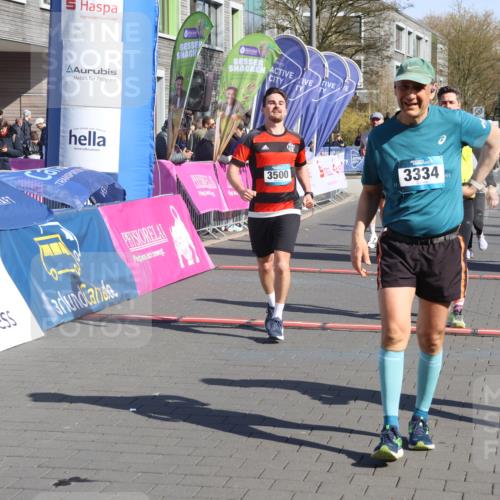 12.04.2026 - 45. Internationalen Wilhelmsburger Insellauf Strokosch-Dieckow http://msf.ph/oto/9456362 12.04.2026 10:45:49 Ziel 4958, 3500, 4928, 4333, 2301, 2995, 2134 meine-sportfotos.de