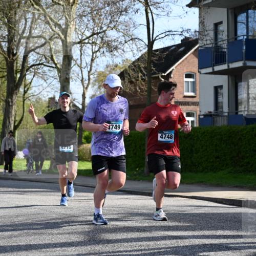 12.04.2026 - 45. Internationalen Wilhelmsburger Insellauf J. Mangold http://msf.ph/oto/9456450 12.04.2026 10:30:14 Ziel 4904, 5534, 3845, 5052, 4275, 4748, 4749, 3081, 3958, 4340, 2317, 5841, 5236, 5841, 5236, 4713, 2323, 4787, 3095, 3016 meine-sportfotos.de