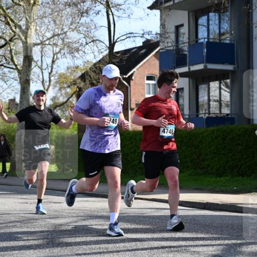 12.04.2026 - 45. Internationalen Wilhelmsburger Insellauf J. Mangold http://msf.ph/oto/9456454 12.04.2026 10:30:14 Ziel 4904, 5534, 3845, 5052, 4275, 4748, 4749, 3081, 3958, 4340, 2317, 5841, 5236, 5841, 5236, 4713, 2323, 4787, 3095, 3016 meine-sportfotos.de
