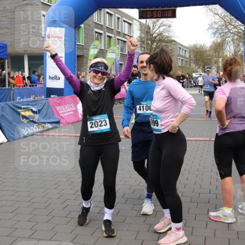 12.04.2026 - 45. Internationalen Wilhelmsburger Insellauf Strokosch-Dieckow http://msf.ph/oto/9456479 12.04.2026 13:03:17 Ziel 2023, 4100 meine-sportfotos.de
