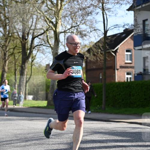 12.04.2026 - 45. Internationalen Wilhelmsburger Insellauf J. Mangold http://msf.ph/oto/9456490 12.04.2026 10:30:19 Ziel 3845, 5052, 4275, 4748, 4749, 3081, 3958, 4340, 2317, 5841, 5236, 4713, 4713, 2323, 4787, 4787, 3095, 3016, 2831, 5811 meine-sportfotos.de