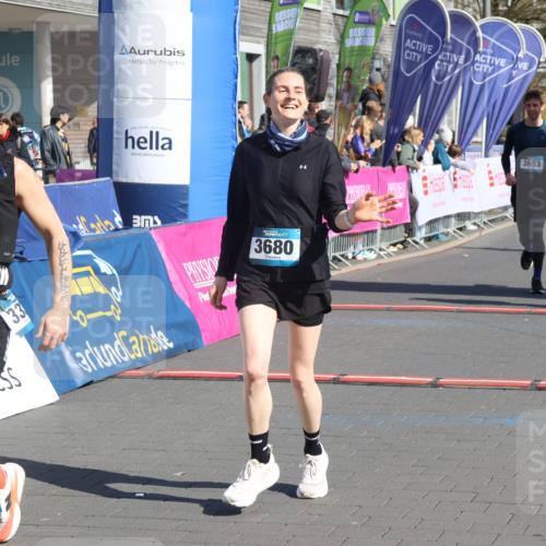 12.04.2026 - 45. Internationalen Wilhelmsburger Insellauf Strokosch-Dieckow http://msf.ph/oto/9456501 12.04.2026 10:46:03 Ziel 3337, 3680, 5325, 3653, 4139, 4531, 5694 meine-sportfotos.de