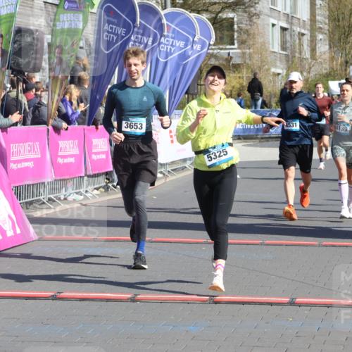 12.04.2026 - 45. Internationalen Wilhelmsburger Insellauf Strokosch-Dieckow http://msf.ph/oto/9456509 12.04.2026 10:46:05 Ziel 3337, 3680, 5325, 3653, 4139, 4531, 5694, 2216, 3430 meine-sportfotos.de