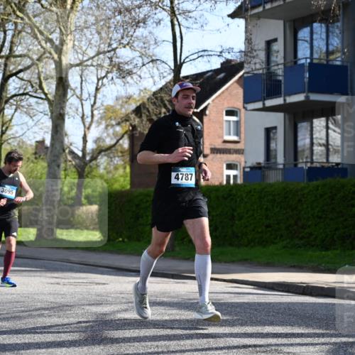 12.04.2026 - 45. Internationalen Wilhelmsburger Insellauf J. Mangold http://msf.ph/oto/9456585 12.04.2026 10:30:49 Ziel 4787, 3095, 3016, 2831, 5811, 2325, 5661, 4766, 4329, 4212, 5526, 2284, 3584, 3619 meine-sportfotos.de