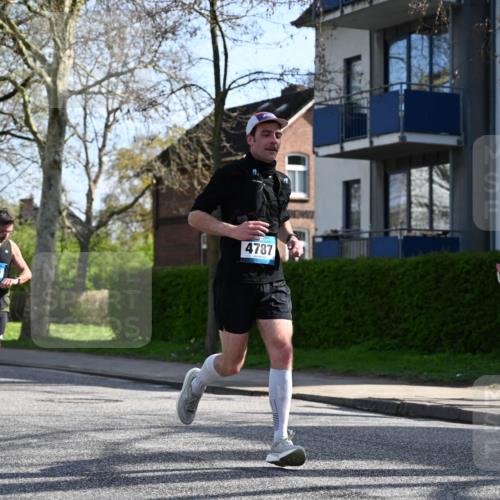 12.04.2026 - 45. Internationalen Wilhelmsburger Insellauf J. Mangold http://msf.ph/oto/9456587 12.04.2026 10:30:49 Ziel 4787, 3095, 3016, 2831, 5811, 2325, 5661, 4766, 4329, 4212, 5526, 2284, 3584, 3619 meine-sportfotos.de