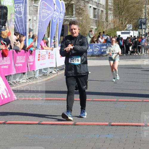 12.04.2026 - 45. Internationalen Wilhelmsburger Insellauf Strokosch-Dieckow http://msf.ph/oto/9456604 12.04.2026 11:03:10 Ziel 3878, 2016, 3052 meine-sportfotos.de