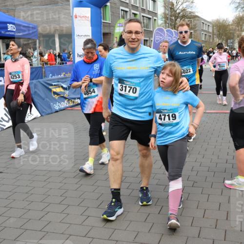 12.04.2026 - 45. Internationalen Wilhelmsburger Insellauf Strokosch-Dieckow http://msf.ph/oto/9456679 12.04.2026 13:03:11 Ziel 3170, 4719 meine-sportfotos.de
