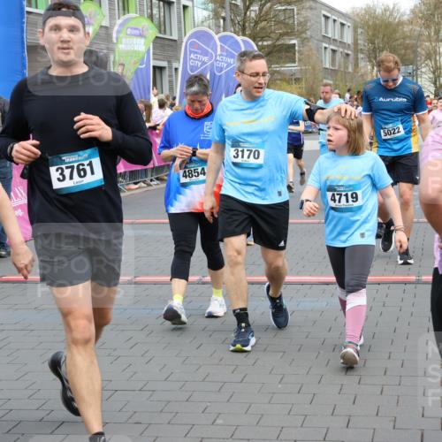 12.04.2026 - 45. Internationalen Wilhelmsburger Insellauf Strokosch-Dieckow http://msf.ph/oto/9456744 12.04.2026 13:03:08 Ziel 3170, 4719 meine-sportfotos.de