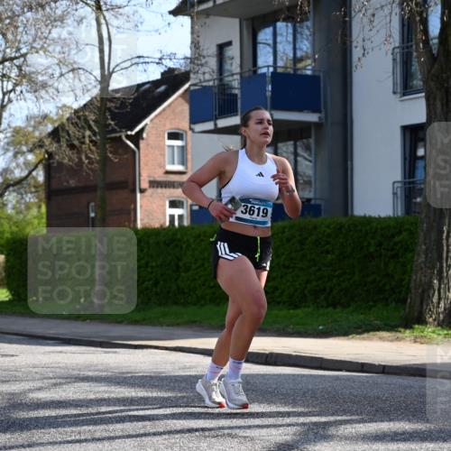 12.04.2026 - 45. Internationalen Wilhelmsburger Insellauf J. Mangold http://msf.ph/oto/9456774 12.04.2026 10:31:27 Ziel 2284, 3584, 3619, 3634, 2780, 5653, 3706, 2377, 4791, 5522, 4844, 3666 meine-sportfotos.de