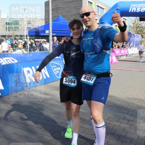 12.04.2026 - 45. Internationalen Wilhelmsburger Insellauf Strokosch-Dieckow http://msf.ph/oto/9456784 12.04.2026 10:46:19 Ziel 5664, 3172, 2691, 3256 meine-sportfotos.de