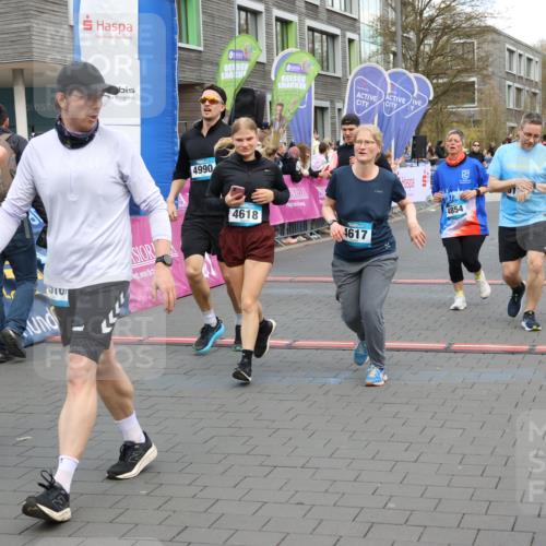 12.04.2026 - 45. Internationalen Wilhelmsburger Insellauf Strokosch-Dieckow http://msf.ph/oto/9456800 12.04.2026 13:03:06 Laufen  meine-sportfotos.de