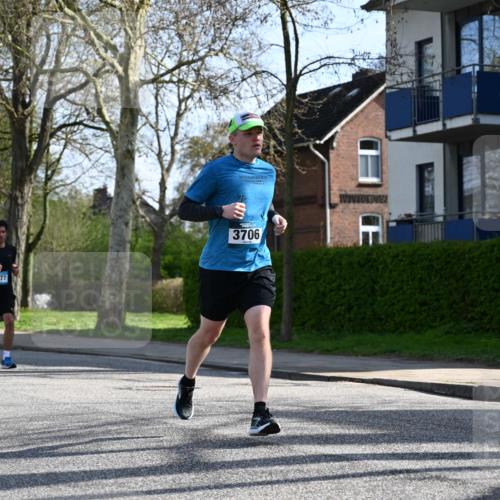12.04.2026 - 45. Internationalen Wilhelmsburger Insellauf J. Mangold http://msf.ph/oto/9456851 12.04.2026 10:31:36 Ziel 3619, 3634, 2780, 5653, 3706, 2377, 4791, 5522, 4844, 3666, 3905, 5449 meine-sportfotos.de