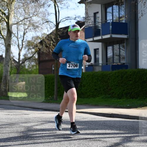 12.04.2026 - 45. Internationalen Wilhelmsburger Insellauf J. Mangold http://msf.ph/oto/9456857 12.04.2026 10:31:36 Ziel 3619, 3634, 2780, 5653, 3706, 2377, 4791, 5522, 4844, 3666, 3905, 5449 meine-sportfotos.de