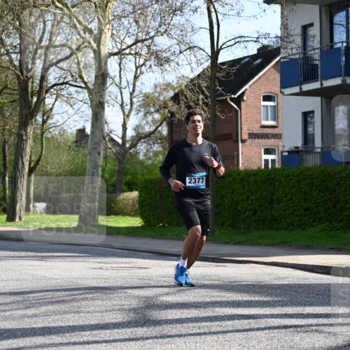12.04.2026 - 45. Internationalen Wilhelmsburger Insellauf J. Mangold http://msf.ph/oto/9456870 12.04.2026 10:31:38 Ziel 3634, 2780, 5653, 3706, 2377, 4791, 5522, 4844, 3666, 3905, 5449, 4554 meine-sportfotos.de