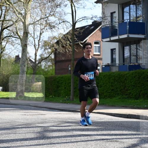 12.04.2026 - 45. Internationalen Wilhelmsburger Insellauf J. Mangold http://msf.ph/oto/9456877 12.04.2026 10:31:39 Ziel 3634, 2780, 5653, 3706, 2377, 4791, 5522, 4844, 3666, 3666, 3905, 5449, 4554 meine-sportfotos.de