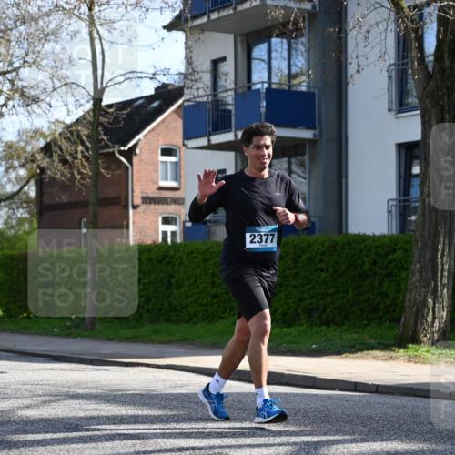 12.04.2026 - 45. Internationalen Wilhelmsburger Insellauf J. Mangold http://msf.ph/oto/9456882 12.04.2026 10:31:39 Ziel 3634, 2780, 5653, 3706, 2377, 4791, 5522, 4844, 3666, 3666, 3905, 5449, 4554 meine-sportfotos.de