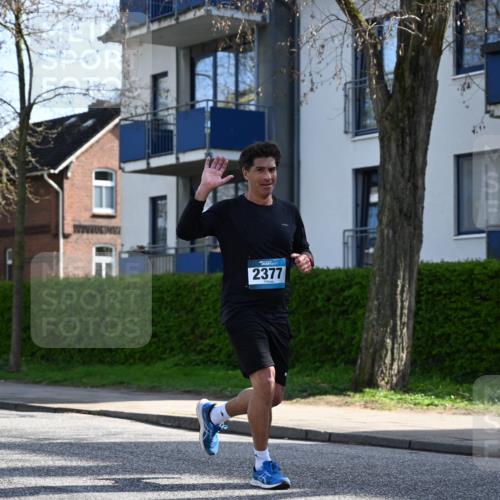 12.04.2026 - 45. Internationalen Wilhelmsburger Insellauf J. Mangold http://msf.ph/oto/9456886 12.04.2026 10:31:39 Ziel 3634, 2780, 5653, 3706, 2377, 4791, 5522, 4844, 3666, 3666, 3905, 5449, 4554 meine-sportfotos.de