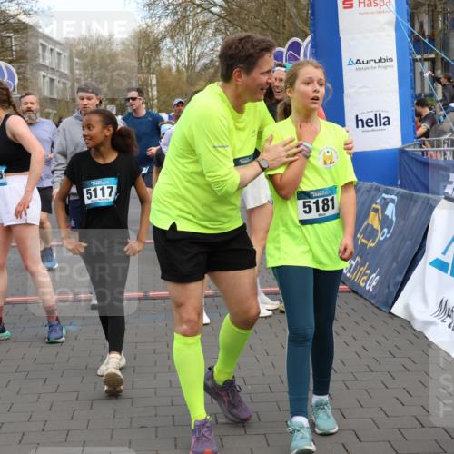 12.04.2026 - 45. Internationalen Wilhelmsburger Insellauf Strokosch-Dieckow http://msf.ph/oto/9456988 12.04.2026 13:02:49 Ziel 5181, 5117 meine-sportfotos.de