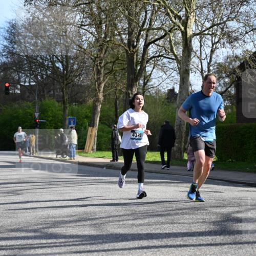 12.04.2026 - 45. Internationalen Wilhelmsburger Insellauf J. Mangold http://msf.ph/oto/9457018 12.04.2026 10:32:25 Ziel 4554, 4378, 3675, 3876, 3506, 4370, 3983, 3114, 4150, 3296, 3323, 5639, 2071, 3014, 5623, 3708, 4322, 3327 meine-sportfotos.de