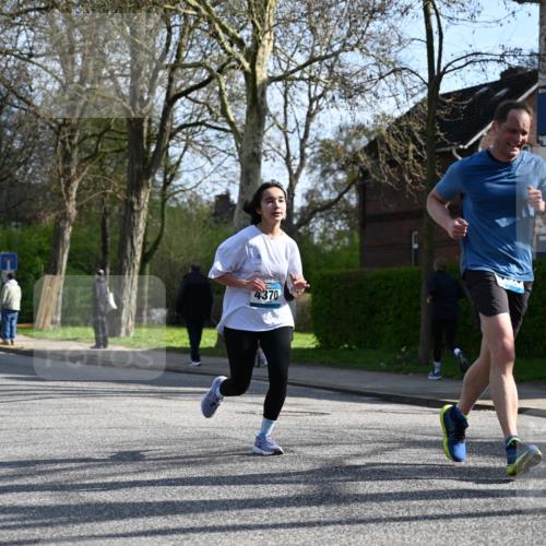 12.04.2026 - 45. Internationalen Wilhelmsburger Insellauf J. Mangold http://msf.ph/oto/9457032 12.04.2026 10:32:26 Ziel 4554, 4378, 3675, 3876, 3506, 4370, 3983, 3114, 4150, 3296, 3323, 5639, 2071, 3014, 5623, 3708, 4322, 3327 meine-sportfotos.de