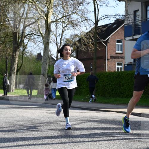 12.04.2026 - 45. Internationalen Wilhelmsburger Insellauf J. Mangold http://msf.ph/oto/9457039 12.04.2026 10:32:26 Ziel 4554, 4378, 3675, 3876, 3506, 4370, 3983, 3114, 4150, 3296, 3323, 5639, 2071, 3014, 5623, 3708, 4322, 3327 meine-sportfotos.de