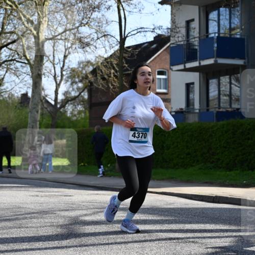 12.04.2026 - 45. Internationalen Wilhelmsburger Insellauf J. Mangold http://msf.ph/oto/9457047 12.04.2026 10:32:26 Ziel 4554, 4378, 3675, 3876, 3506, 4370, 3983, 3114, 4150, 3296, 3323, 5639, 2071, 3014, 5623, 3708, 4322, 3327 meine-sportfotos.de