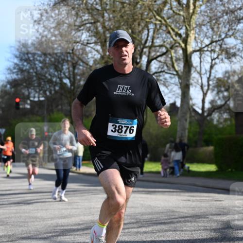 12.04.2026 - 45. Internationalen Wilhelmsburger Insellauf J. Mangold http://msf.ph/oto/9457071 12.04.2026 10:32:29 Ziel 4378, 3675, 3876, 3506, 4370, 3983, 3114, 4150, 3296, 3323, 5639, 2071, 3014, 5623, 3708, 4322, 3327, 5764 meine-sportfotos.de