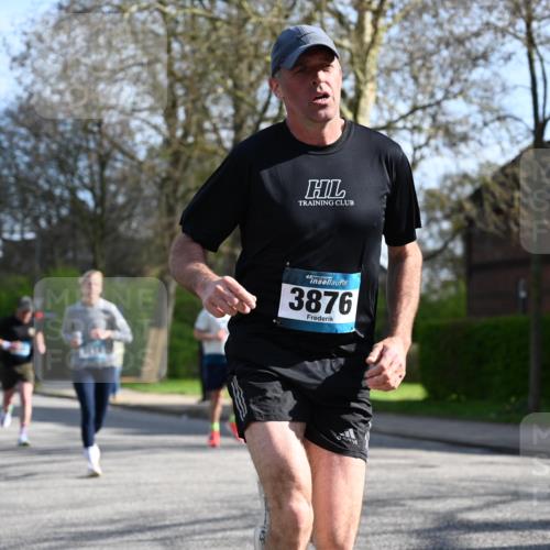 12.04.2026 - 45. Internationalen Wilhelmsburger Insellauf J. Mangold http://msf.ph/oto/9457075 12.04.2026 10:32:30 Ziel 4378, 3675, 3876, 3506, 4370, 3983, 3114, 4150, 3296, 3323, 5639, 2071, 3014, 5623, 5623, 3708, 4322, 3327, 5764 meine-sportfotos.de