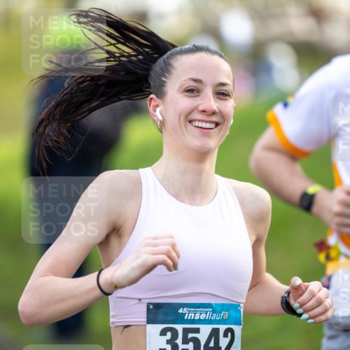 12.04.2026 - 45. Internationalen Wilhelmsburger Insellauf Michael Strokosch http://msf.ph/oto/9457142 12.04.2026 09:20:17 Laufen 45, 3542, 432 meine-sportfotos.de