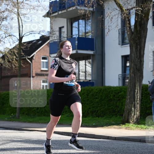 12.04.2026 - 45. Internationalen Wilhelmsburger Insellauf J. Mangold http://msf.ph/oto/9457161 12.04.2026 10:32:38 Ziel 3506, 4370, 3983, 3114, 4150, 3296, 3323, 5639, 2071, 3014, 5623, 3708, 4322, 3327, 5764, 2892 meine-sportfotos.de