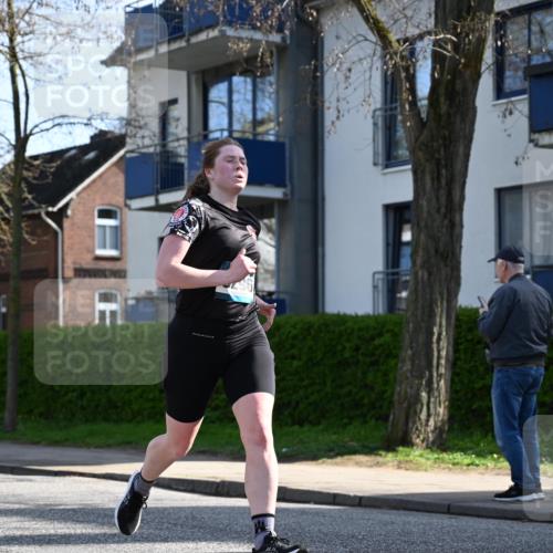 12.04.2026 - 45. Internationalen Wilhelmsburger Insellauf J. Mangold http://msf.ph/oto/9457163 12.04.2026 10:32:38 Ziel 3506, 4370, 3983, 3114, 4150, 3296, 3323, 5639, 2071, 3014, 5623, 3708, 4322, 3327, 5764, 2892 meine-sportfotos.de