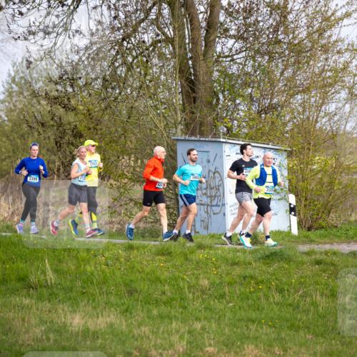 12.04.2026 - 45. Internationalen Wilhelmsburger Insellauf Michael Strokosch http://msf.ph/oto/9457185 12.04.2026 09:25:28 Laufen 30, 2921, 2122, 3399, 5284, 3952, 3325 meine-sportfotos.de