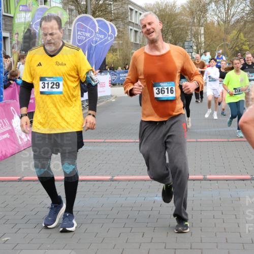 12.04.2026 - 45. Internationalen Wilhelmsburger Insellauf Strokosch-Dieckow http://msf.ph/oto/9457189 12.04.2026 13:02:42 Ziel 3129, 3616 meine-sportfotos.de