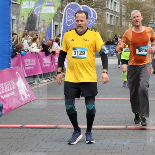 12.04.2026 - 45. Internationalen Wilhelmsburger Insellauf Strokosch-Dieckow http://msf.ph/oto/9457202 12.04.2026 13:02:41 Ziel 3129, 3616 meine-sportfotos.de