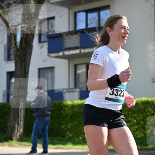12.04.2026 - 45. Internationalen Wilhelmsburger Insellauf J. Mangold http://msf.ph/oto/9457210 12.04.2026 10:32:40 Ziel 4370, 3983, 3114, 4150, 3296, 3323, 5639, 2071, 3014, 5623, 3708, 4322, 3327, 5764, 5764, 2892 meine-sportfotos.de