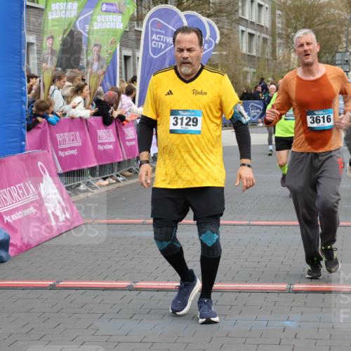 12.04.2026 - 45. Internationalen Wilhelmsburger Insellauf Strokosch-Dieckow http://msf.ph/oto/9457221 12.04.2026 13:02:41 Ziel 3129, 3616 meine-sportfotos.de