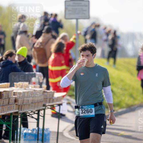 12.04.2026 - 45. Internationalen Wilhelmsburger Insellauf Michael Strokosch http://msf.ph/oto/9457254 12.04.2026 10:28:38 Laufen 3260 meine-sportfotos.de