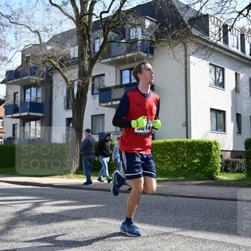 12.04.2026 - 45. Internationalen Wilhelmsburger Insellauf J. Mangold http://msf.ph/oto/9457274 12.04.2026 10:32:52 Ziel 2071, 3014, 5623, 3708, 4322, 3327, 5764, 5764, 2892, 5821, 4738, 2893, 5843 meine-sportfotos.de
