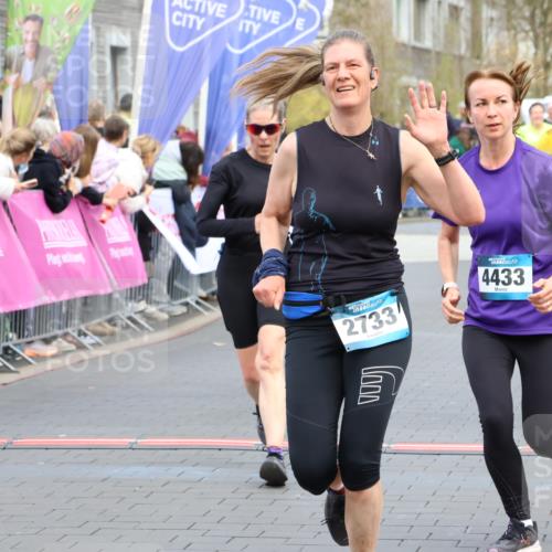 12.04.2026 - 45. Internationalen Wilhelmsburger Insellauf Strokosch-Dieckow http://msf.ph/oto/9457310 12.04.2026 13:02:36 Ziel 2733, 4433 meine-sportfotos.de