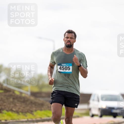 12.04.2026 - 45. Internationalen Wilhelmsburger Insellauf Michael Strokosch http://msf.ph/oto/9457335 12.04.2026 12:35:28 Laufen 4505 meine-sportfotos.de