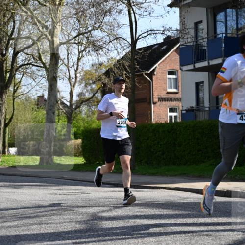 12.04.2026 - 45. Internationalen Wilhelmsburger Insellauf J. Mangold http://msf.ph/oto/9457343 12.04.2026 10:33:00 Ziel 5623, 3708, 4322, 3327, 5764, 2892, 5821, 4738, 2893, 5843, 3447, 4441 meine-sportfotos.de