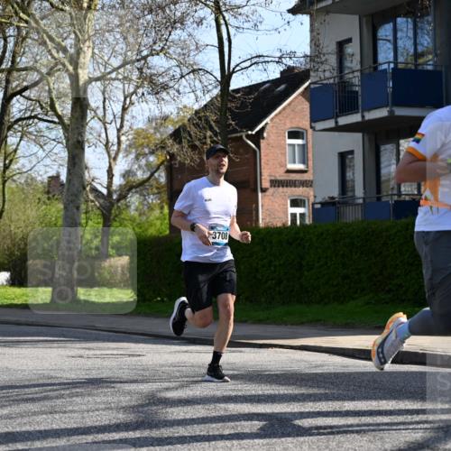 12.04.2026 - 45. Internationalen Wilhelmsburger Insellauf J. Mangold http://msf.ph/oto/9457347 12.04.2026 10:33:00 Ziel 5623, 3708, 4322, 3327, 5764, 2892, 5821, 4738, 2893, 5843, 3447, 4441 meine-sportfotos.de