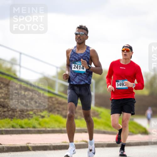 12.04.2026 - 45. Internationalen Wilhelmsburger Insellauf Michael Strokosch http://msf.ph/oto/9457364 12.04.2026 12:36:26 Laufen 2414, 5493 meine-sportfotos.de