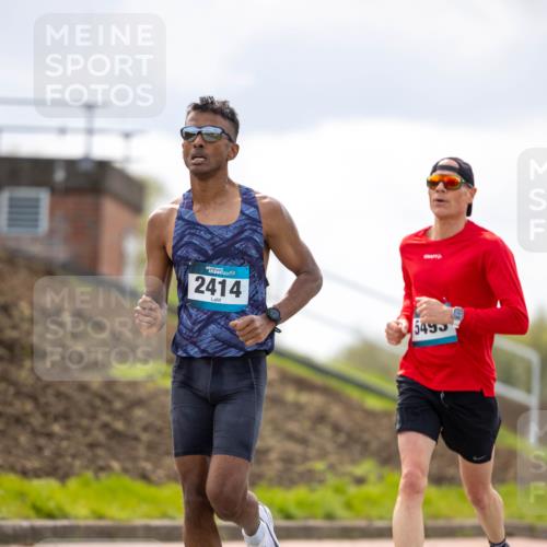12.04.2026 - 45. Internationalen Wilhelmsburger Insellauf Michael Strokosch http://msf.ph/oto/9457373 12.04.2026 12:36:27 Laufen 4, 2414, 5495 meine-sportfotos.de