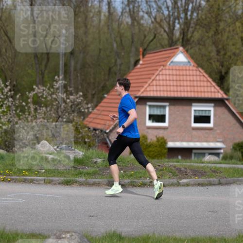 12.04.2026 - 45. Internationalen Wilhelmsburger Insellauf Michael Strokosch http://msf.ph/oto/9457379 12.04.2026 12:39:48 Laufen  meine-sportfotos.de