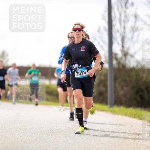 12.04.2026 - 45. Internationalen Wilhelmsburger Insellauf Michael Strokosch http://msf.ph/oto/9457381 12.04.2026 12:40:05 Laufen 2058 meine-sportfotos.de