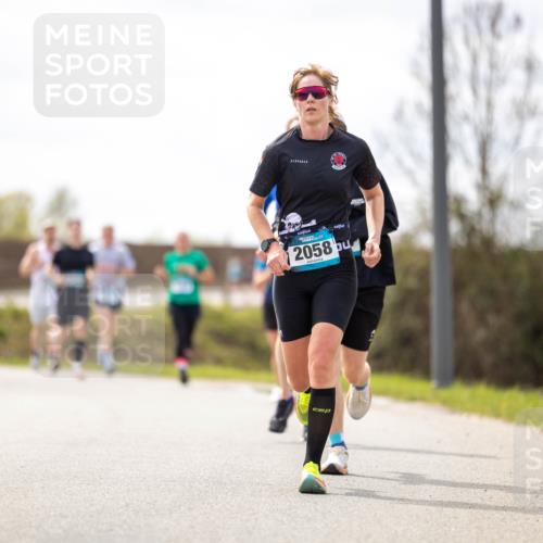 12.04.2026 - 45. Internationalen Wilhelmsburger Insellauf Michael Strokosch http://msf.ph/oto/9457382 12.04.2026 12:40:06 Laufen 2058 meine-sportfotos.de