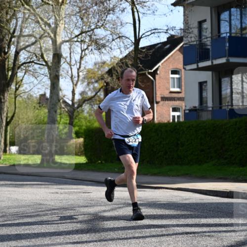12.04.2026 - 45. Internationalen Wilhelmsburger Insellauf J. Mangold http://msf.ph/oto/9457383 12.04.2026 10:33:02 Ziel 5623, 3708, 4322, 3327, 5764, 2892, 5821, 4738, 2893, 5843, 3447, 4441, 4945 meine-sportfotos.de